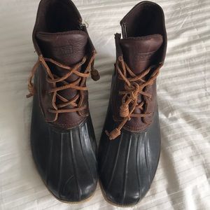 Sperry rubber boots